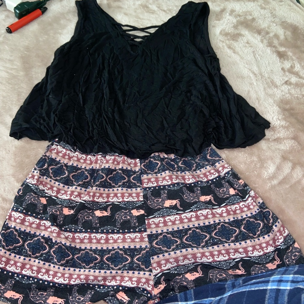 Rompers - Picture 3 of 6